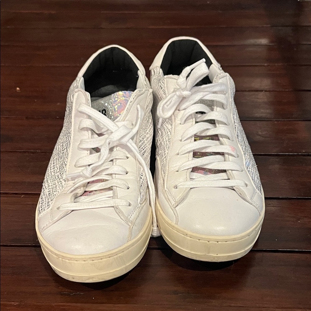 P448 Women's White and Silver Textured Sneakers - Picture 3 of 16